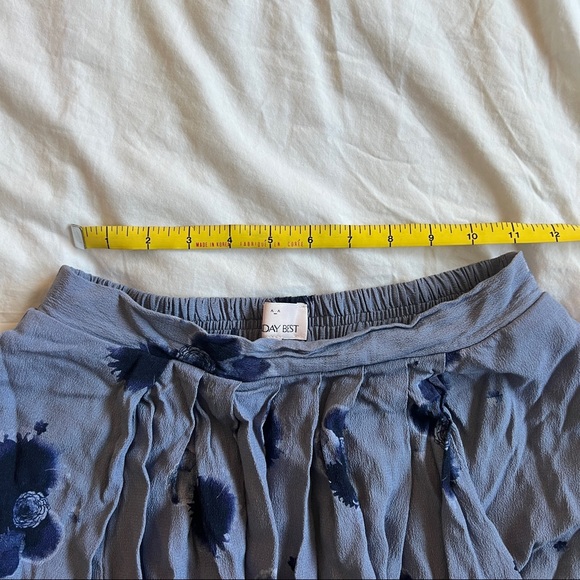 Aritzia Sunday Best Blue Floral Miniskirt - Picture 2 of 6